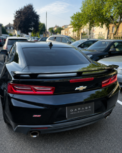 Chevrolet Camaro 2017 V6 Automatique — Noir / Intérieur rouge (59 939 km) — photo 5